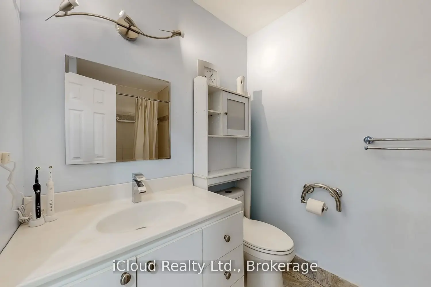 Additional image 12 of 19 Flamingo Crescent