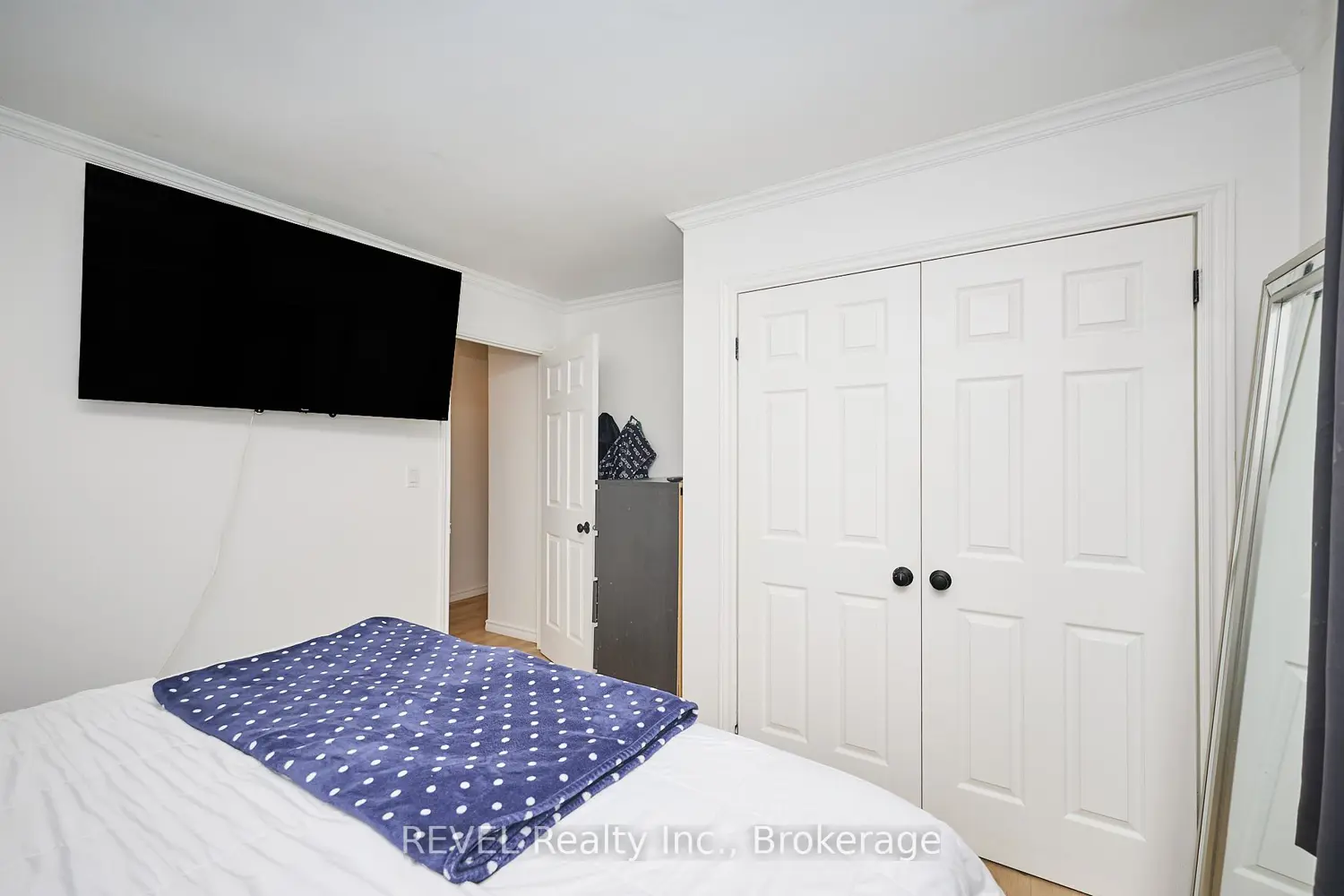 Additional image 8 of 11 Newleaf Crescent