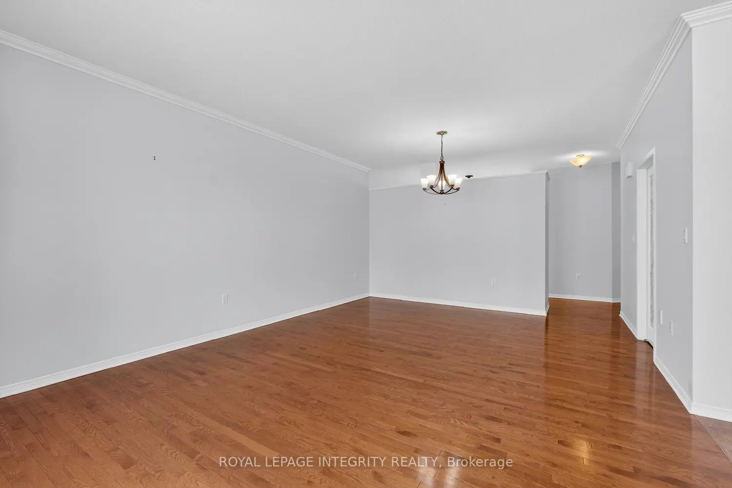 Additional image 5 of 657 Country Trail Private