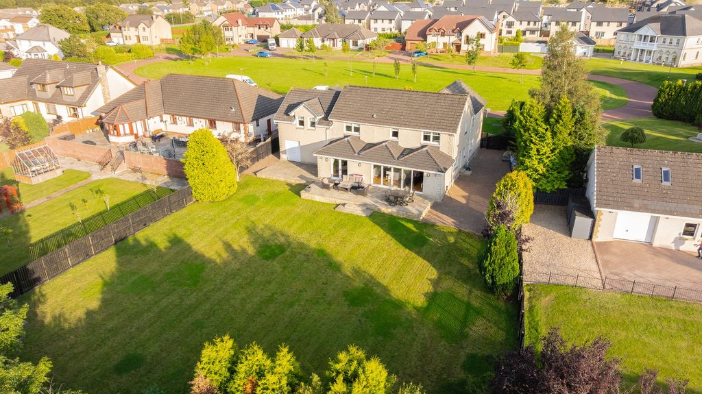 Additional image 13 of 6 bed detached house for saleHamilton Way, East Whitburn EH47