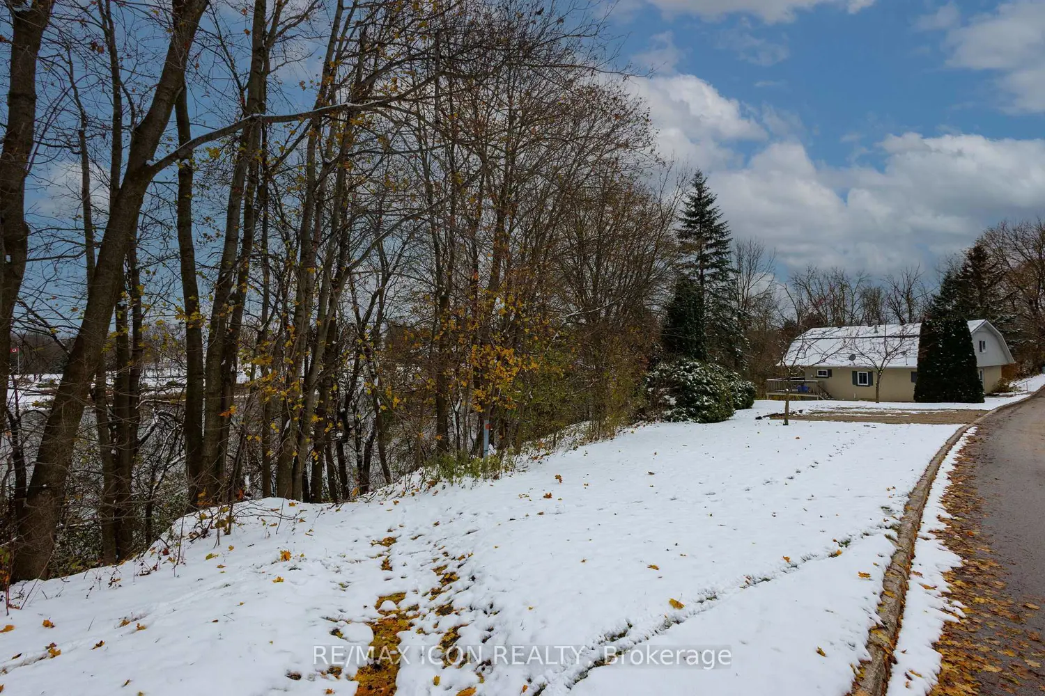 Additional image 4 of 130 North Water Street