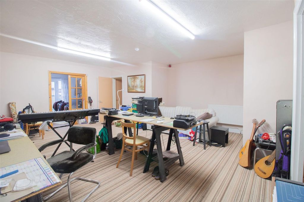 Additional image 29 of 1 bed property for saleRisca Road, Cross Keys NP11
