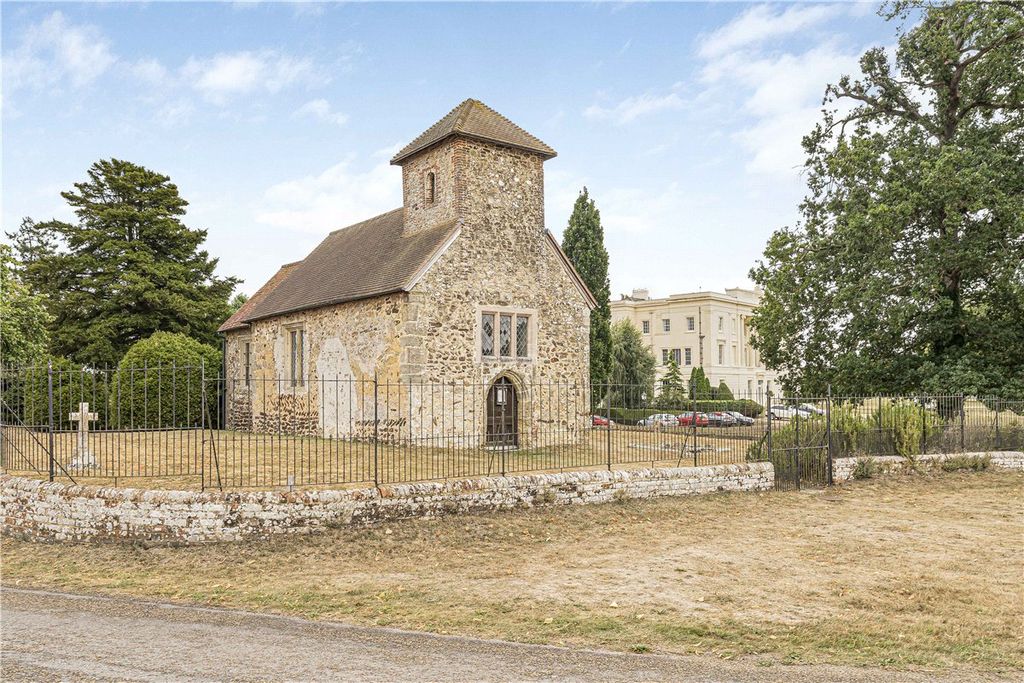 Additional image 20 of 3 bed flat for saleBurton Park, Duncton, Petworth, West Sussex GU28