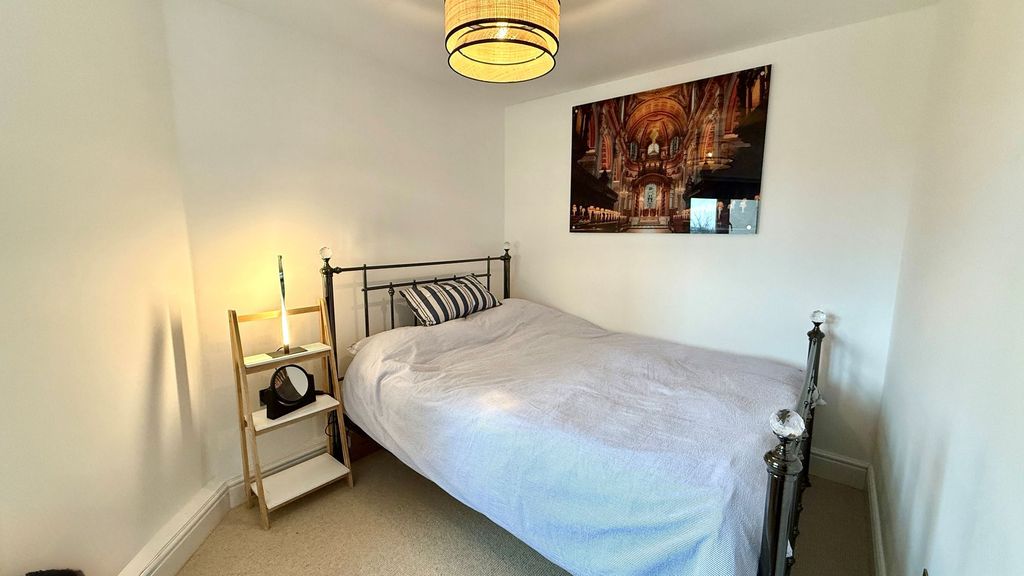 Additional image 11 of 2 bed flat for saleBeach Road, Porthcawl CF36