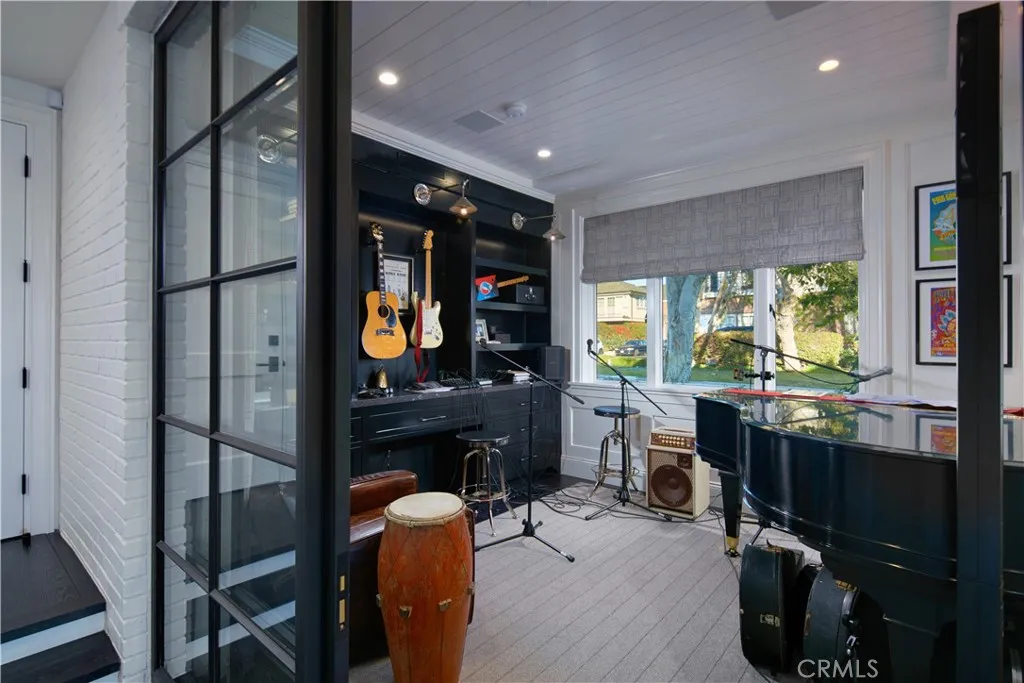 Additional image 66 of 14 Beacon Bay, Newport Beach, CA 92660