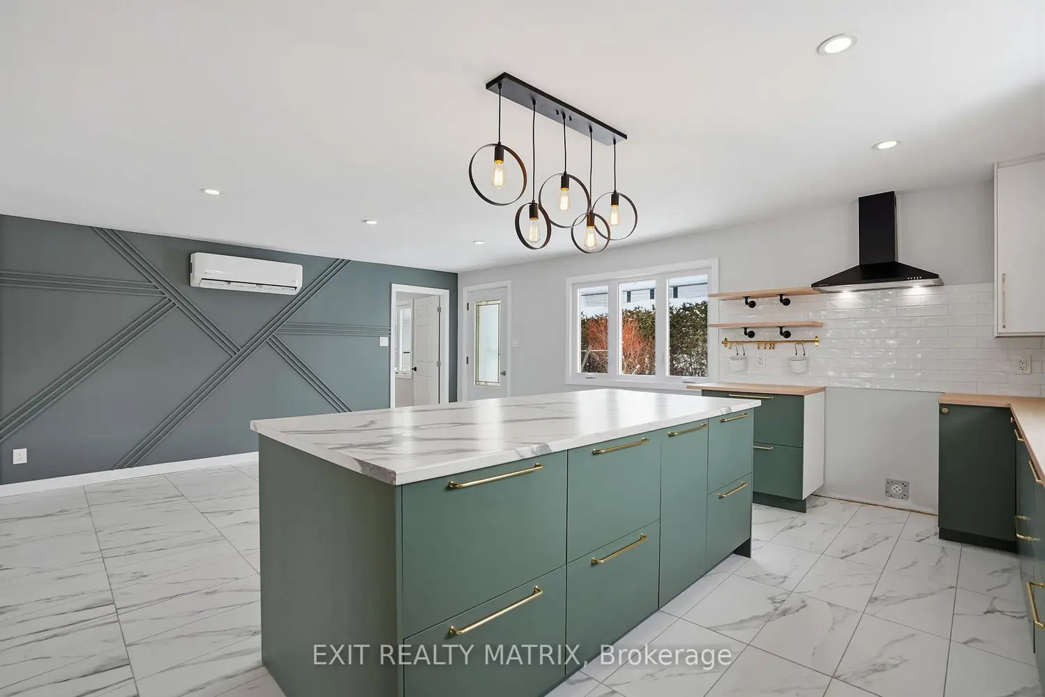 Additional image 16 of 805 Cartier Boulevard