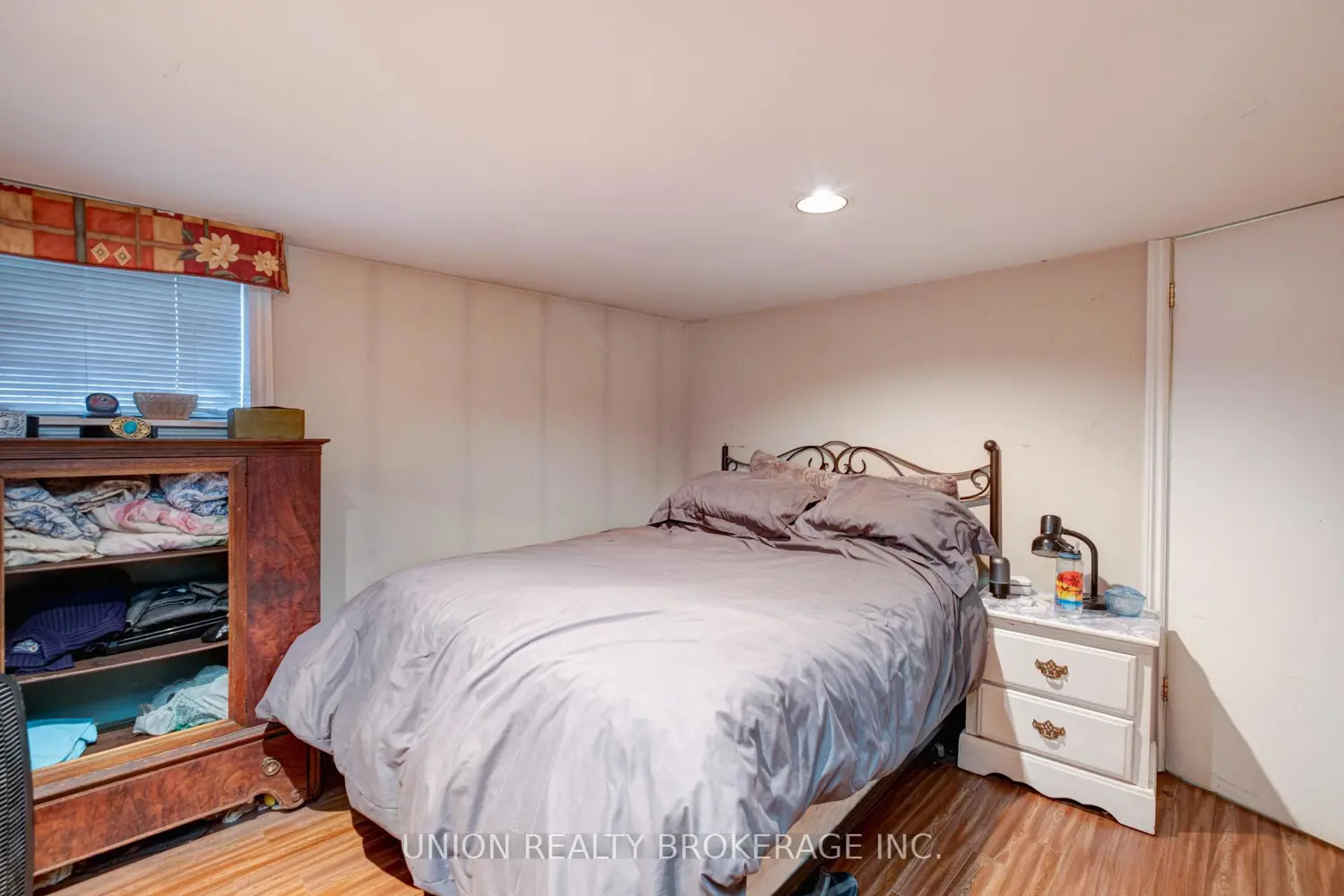 Additional image 10 of 40 Glen Manor Drive
