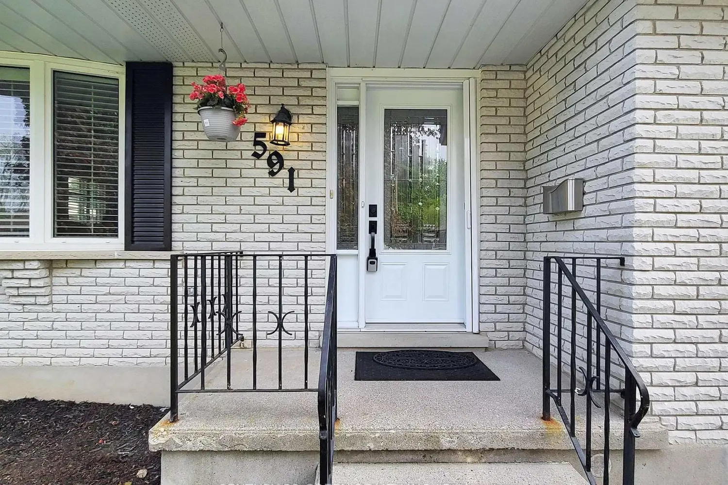 Additional image 3 of 591 Dogwood Lane