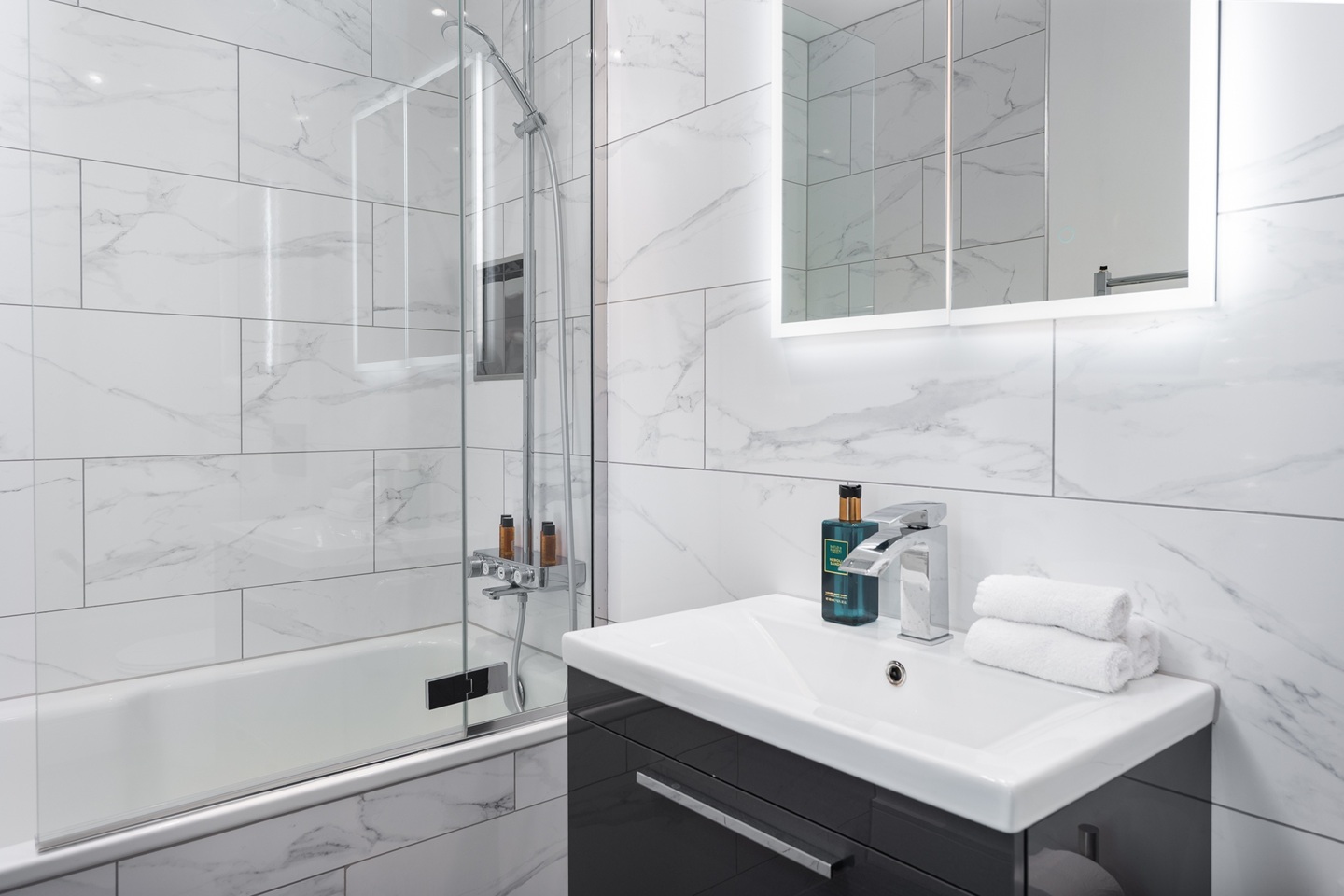 Additional image 10 of 2 Bed Flat, Coomer Place, SW6, N1 7GU