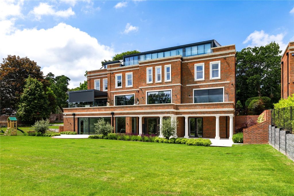 Additional image 38 of 6 bed detached house for saleCharters Gate, Ascot, Berkshire SL5