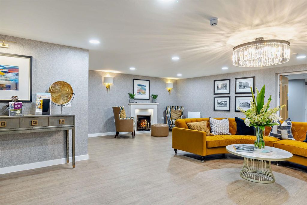 Additional image 22 of 2 bed flat for saleNorthwich Road, Knutsford, Cheshire WA16