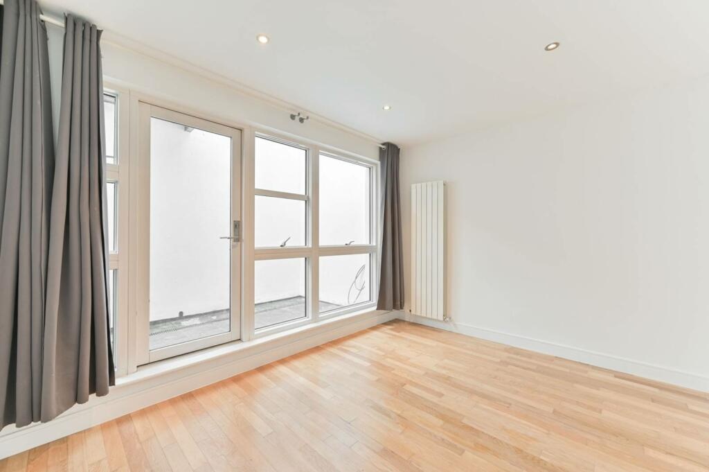 Additional image 6 of 2 Bed Semi-Detached House, Gerards Place, SW4, N1 7GU
