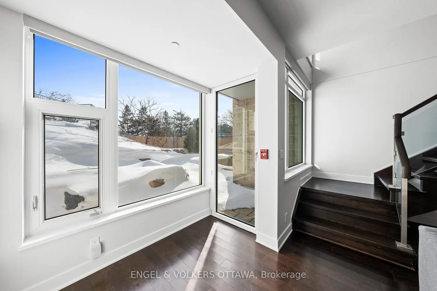 Additional image 8 of 1035 Bank Street 110