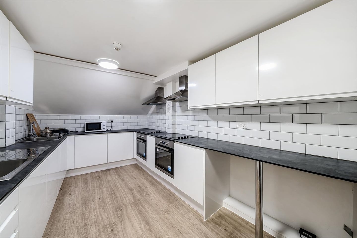 Additional image 5 of Studio Flat, Billiard Lodge, SW9, N1 7GU