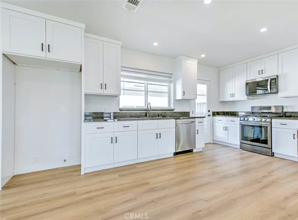 Additional image 27 of 2238 N N Keystone St, Burbank, CA 91504