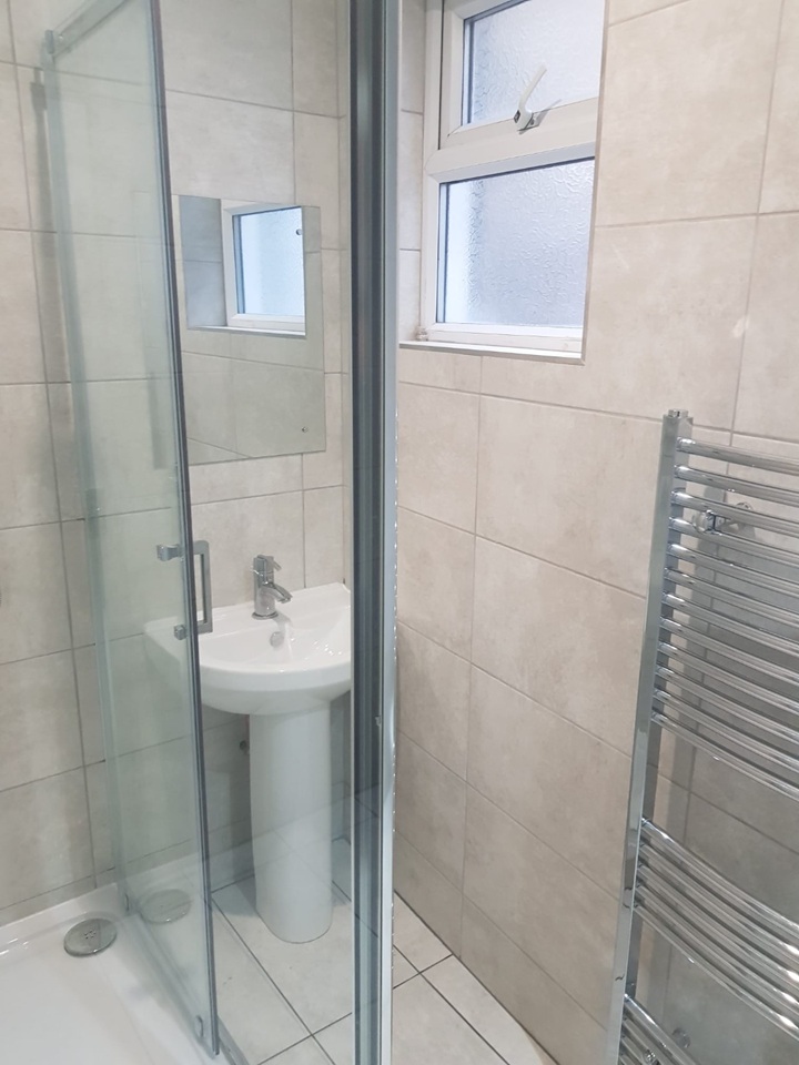 Additional image 9 of 2 Bed Flat, Clapham Manor Street, SW4, N1 7GU