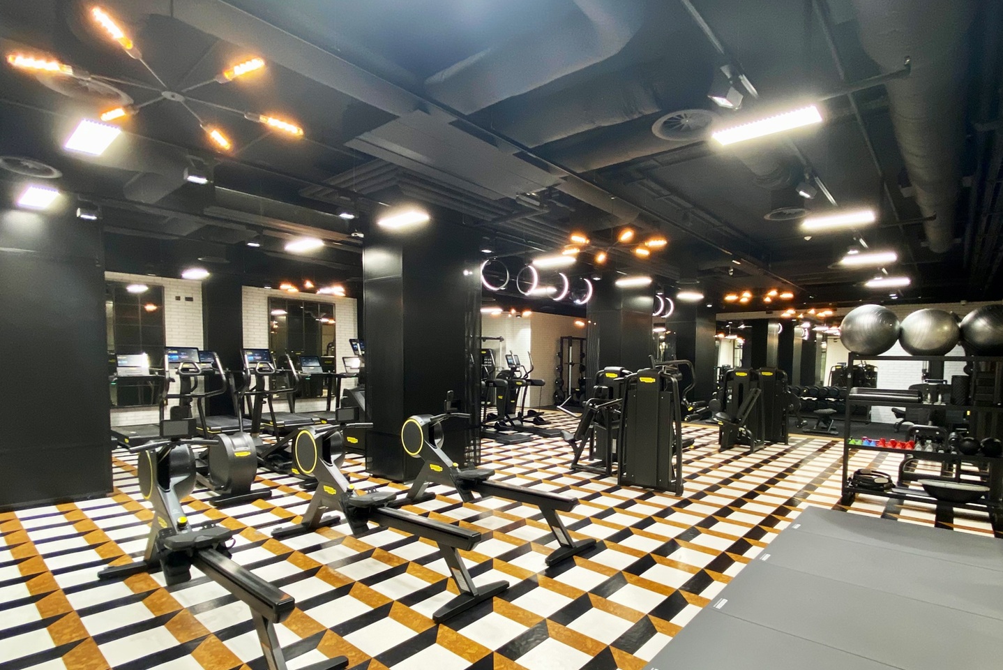 Additional image 11 of 1 Bed Flat, Michael Road, SW6, N1 7GU