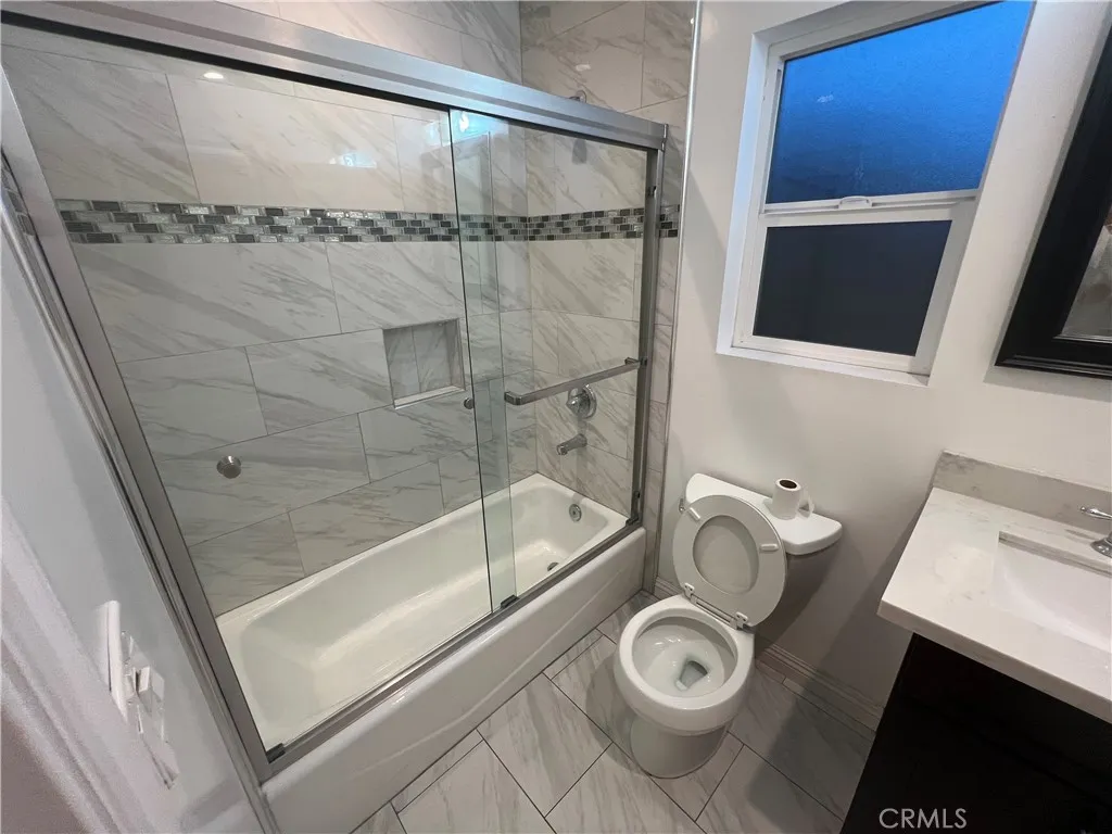 5221 Camellia Ave Unit B, Temple City, CA 91780