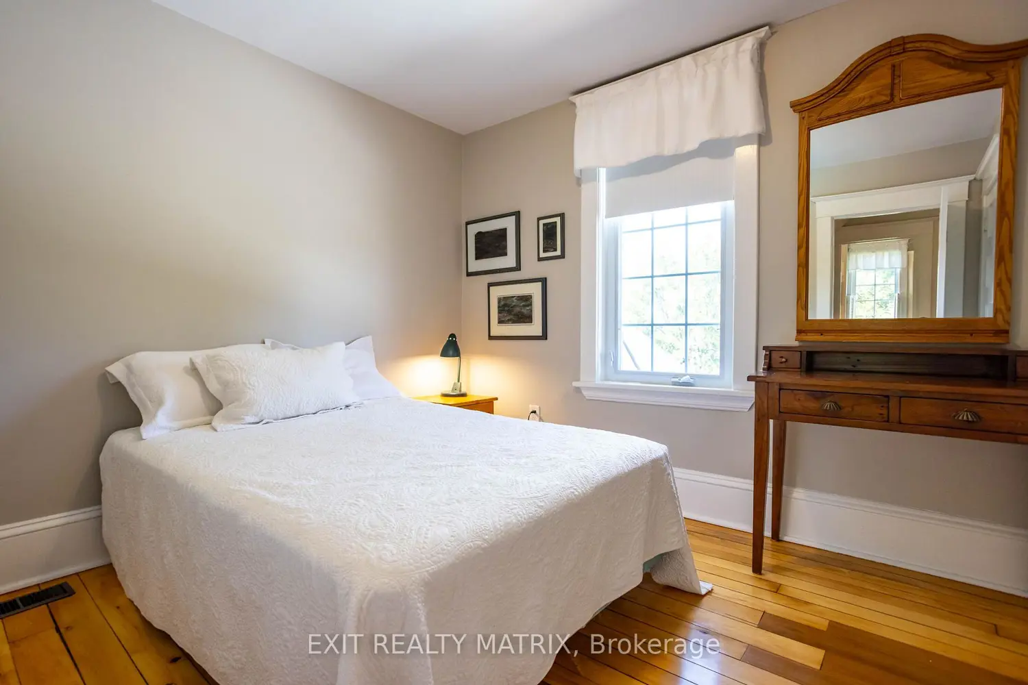 Additional image 11 of 2392 8Th Line Road