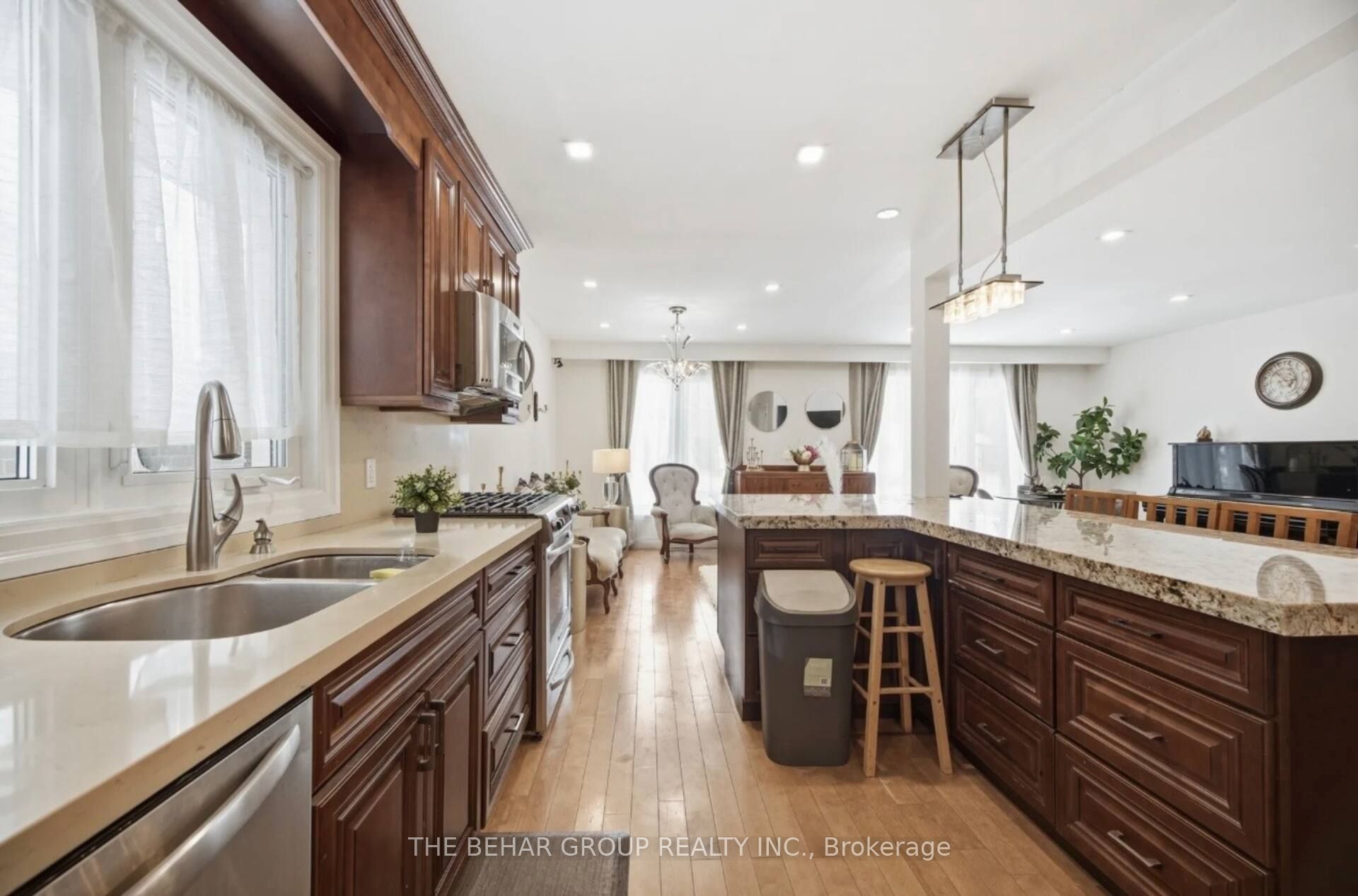 Additional image 2 of 200 Maxome Avenue, Toronto, ON, M2M 3L2