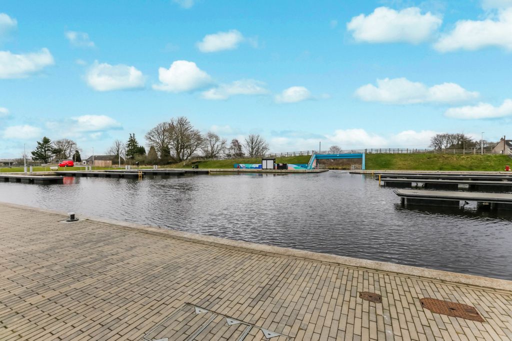 Additional image 15 of 3 bed flat for saleFlat 55 Canal Quarter, Winchburgh EH52