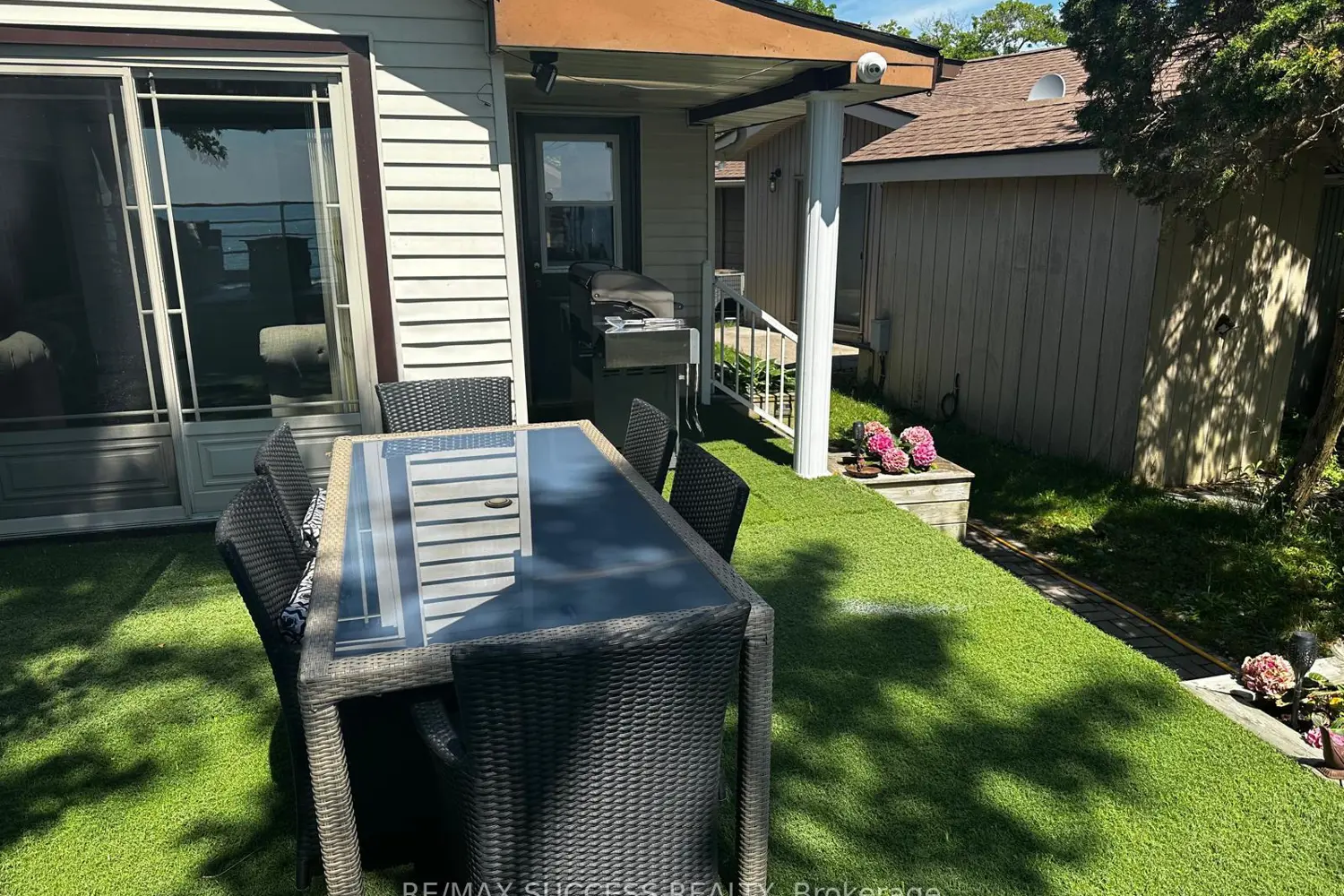 2738 North Shore Drive