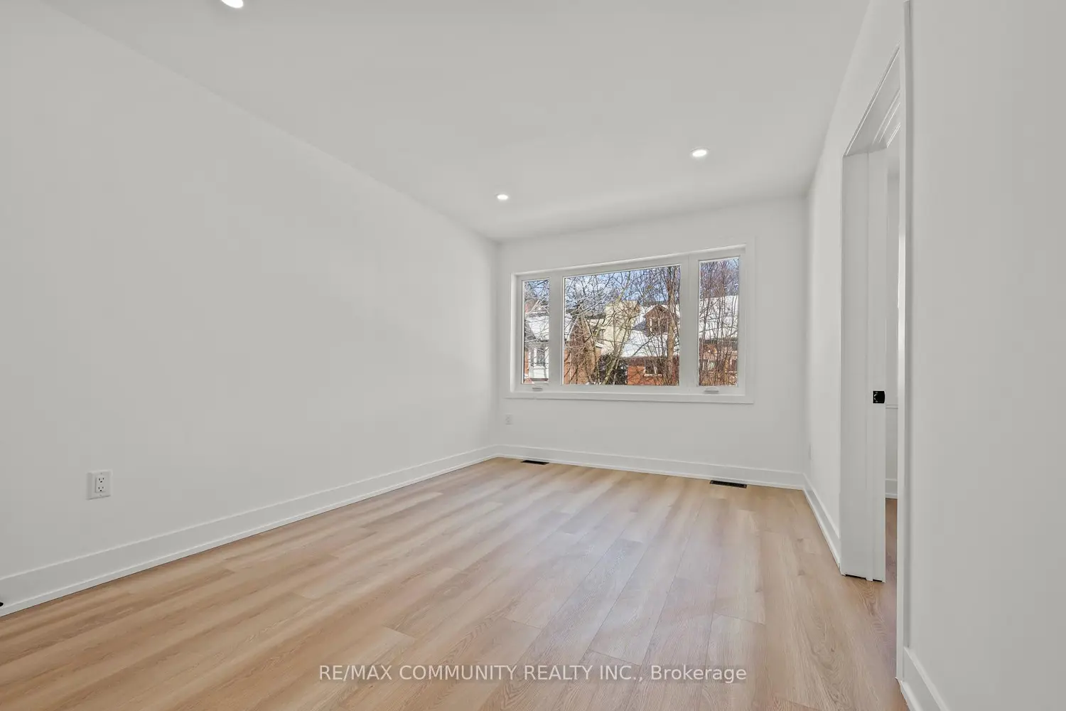 Additional image 13 of 340 Albany Avenue