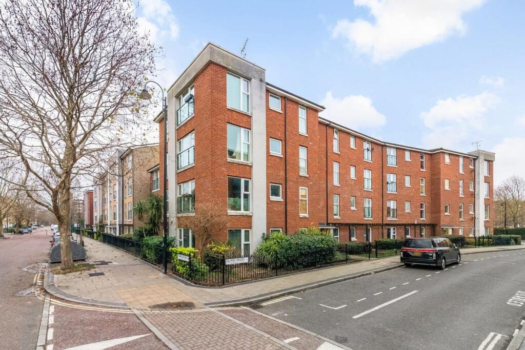 1 Bed Flat, Calypso Crescent, SE15, N1 7GU