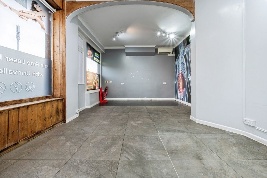 Additional image 30 of Studio for saleMidland Road, Bedford, Bedfordshire MK40