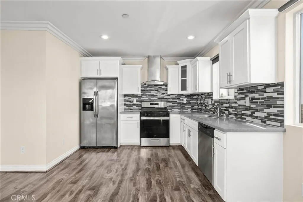 Additional image 3 of 4816 Saturn Street, Los Angeles, CA 90019