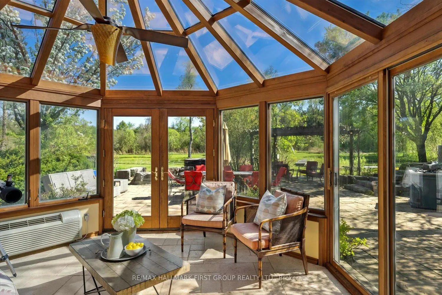 Additional image 15 of 4655 Sideline 6