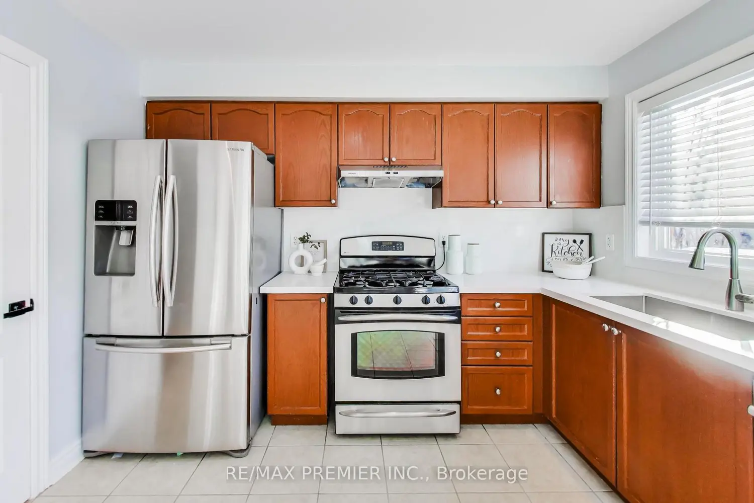 Additional image 6 of 135 Richard Coulson Crescent