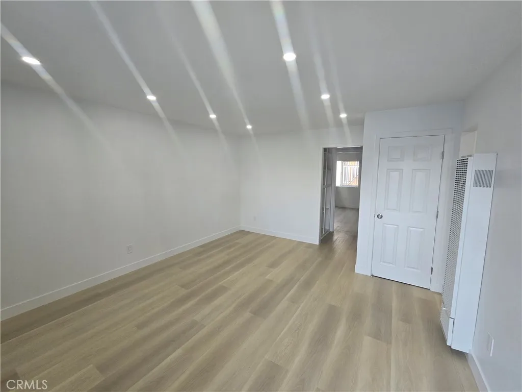 Additional image 7 of 220 12th St Unit 17, Huntington Beach, CA 92648