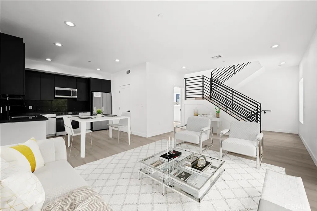 Additional image 13 of 644 N Boyle, Los Angeles, CA 90033