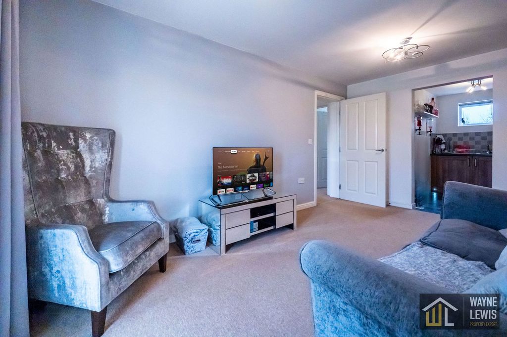 Additional image 20 of 2 bed flat for sale19, Druids Close, Caerphilly CF83