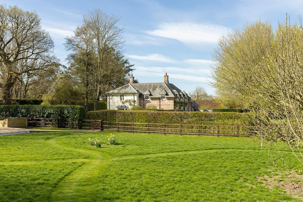 Additional image 27 of 5 bed detached house for saleMilton Lilbourne, Pewsey, Wiltshire SN9