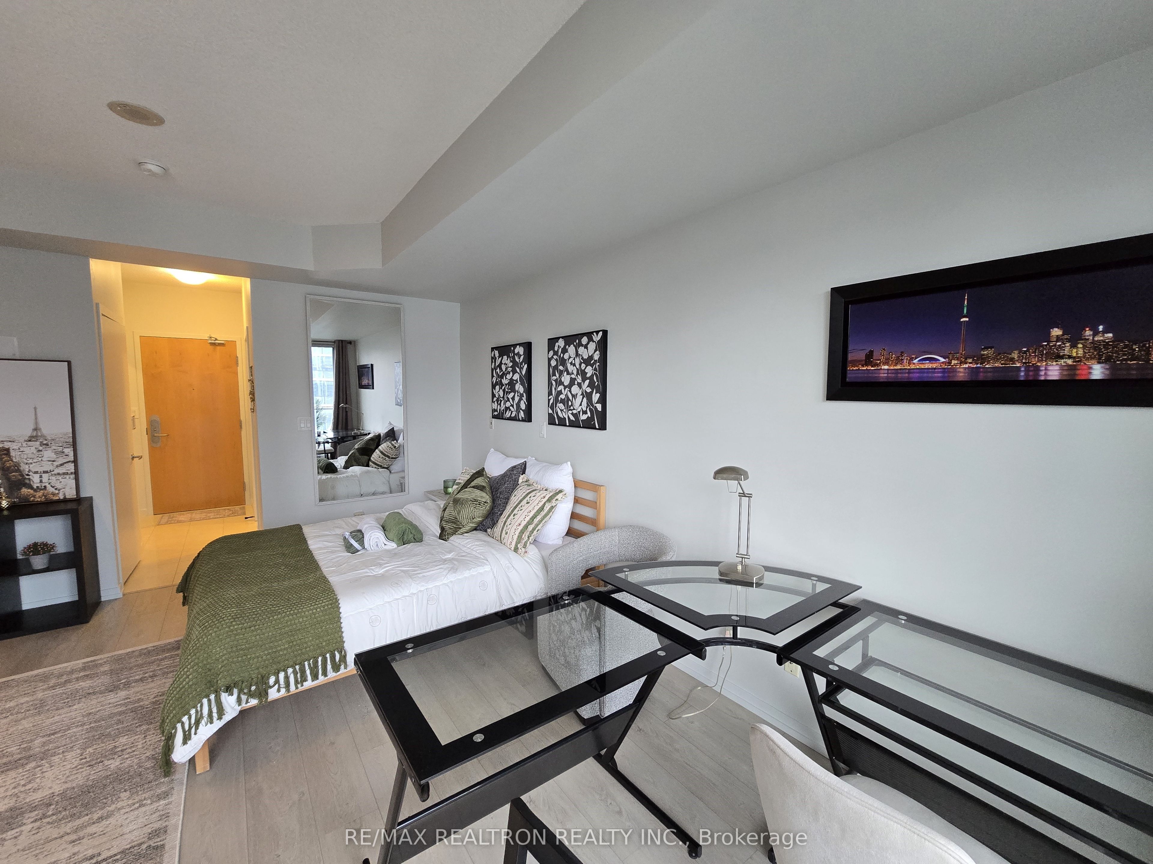 Additional image 3 of 3903-65 Bremner Boulevard, Toronto, ON, M5V 3L9