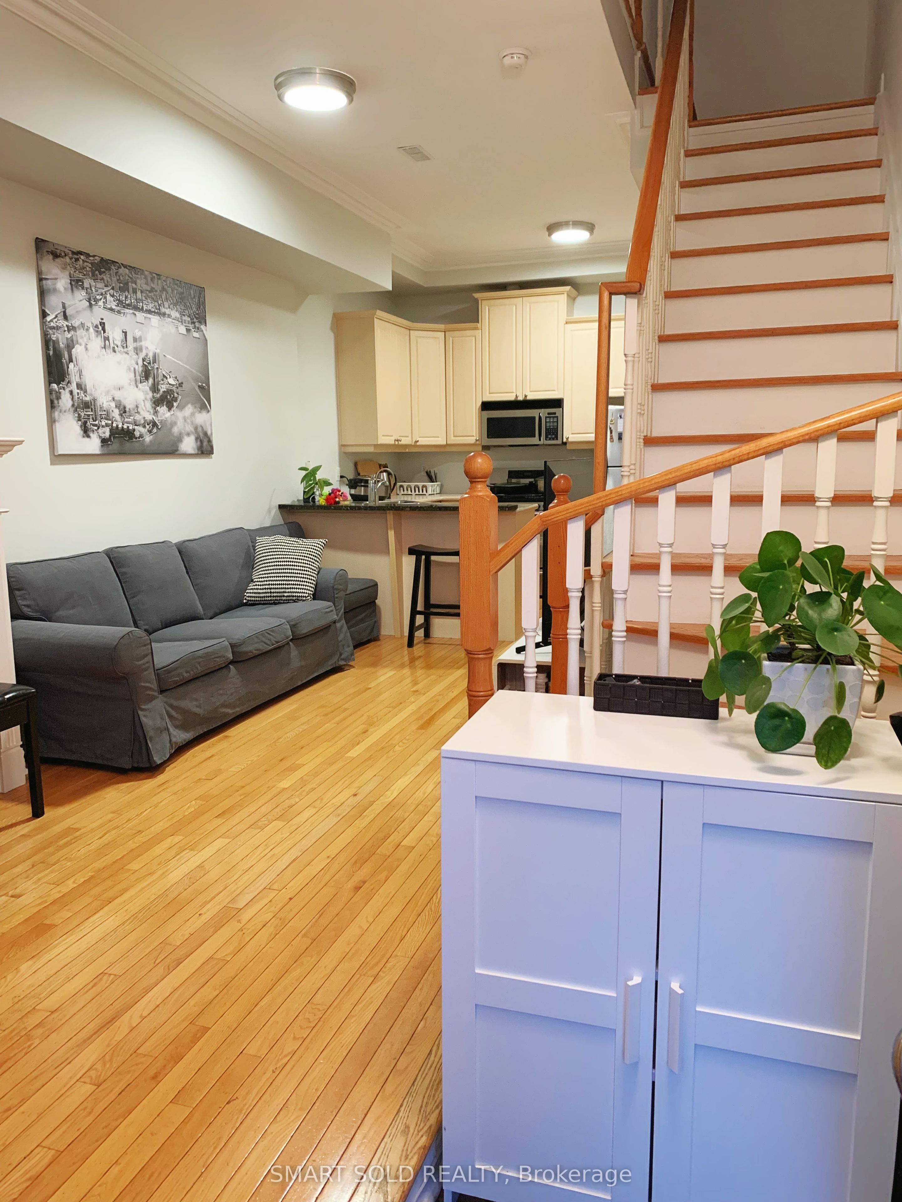 Additional image 3 of 605 Adelaide Street W, Toronto, ON, M6J 1A8