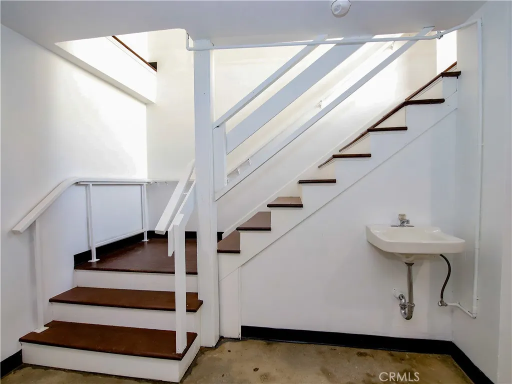 Additional image 16 of 212 N San Fernando Boulevard, Burbank, CA 91502