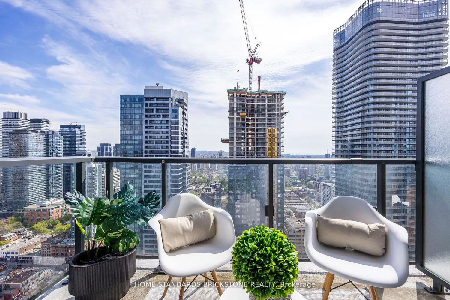Additional image 14 of 955 Bay Street 3907