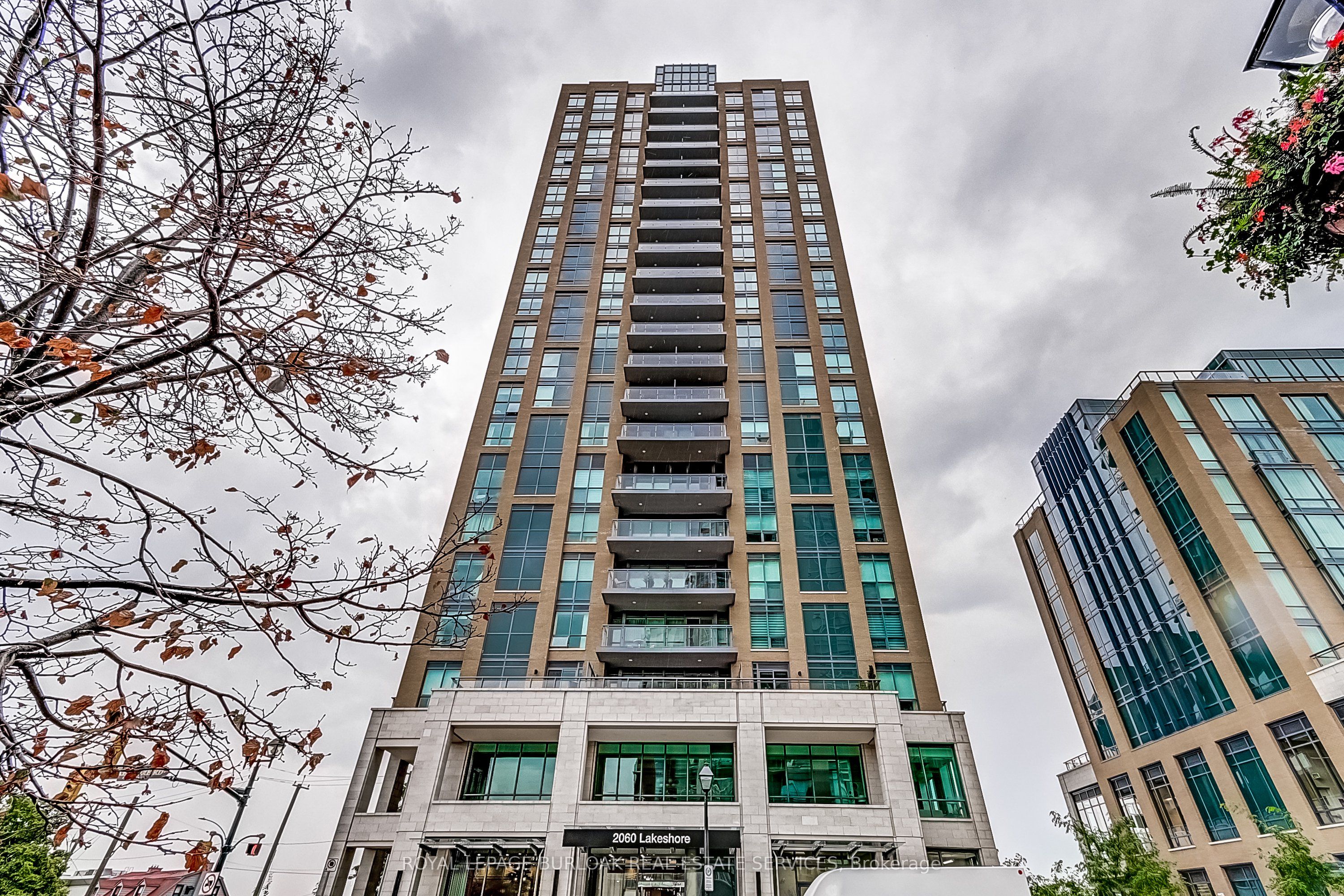 305-2060 Lakeshore Road, Burlington, ON, L7R 0G2