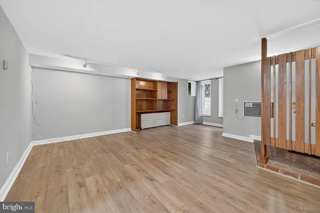 Additional image 5 of 2007 Kalorama Road NW Unit B, Washington, DC 20009