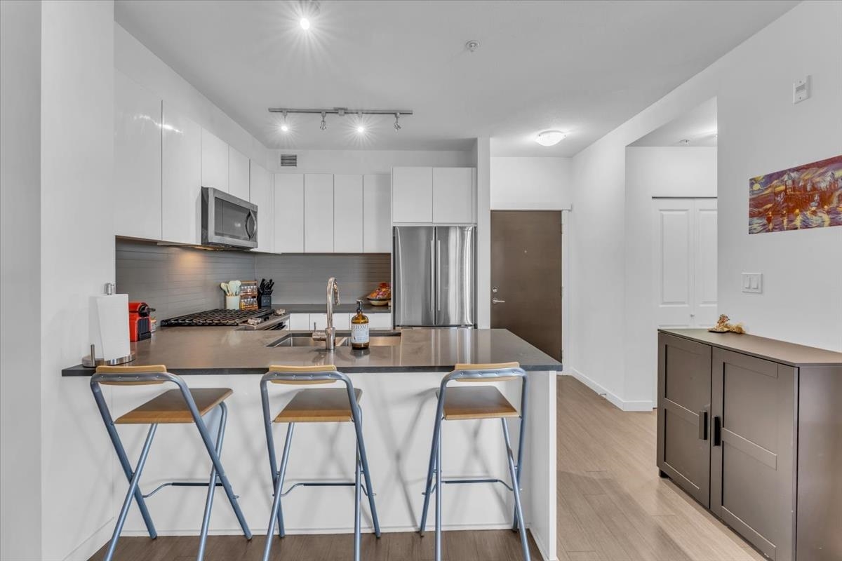 Additional image 4 of 305-15137 33 Avenue, Surrey, BC, V3Z 0Y1