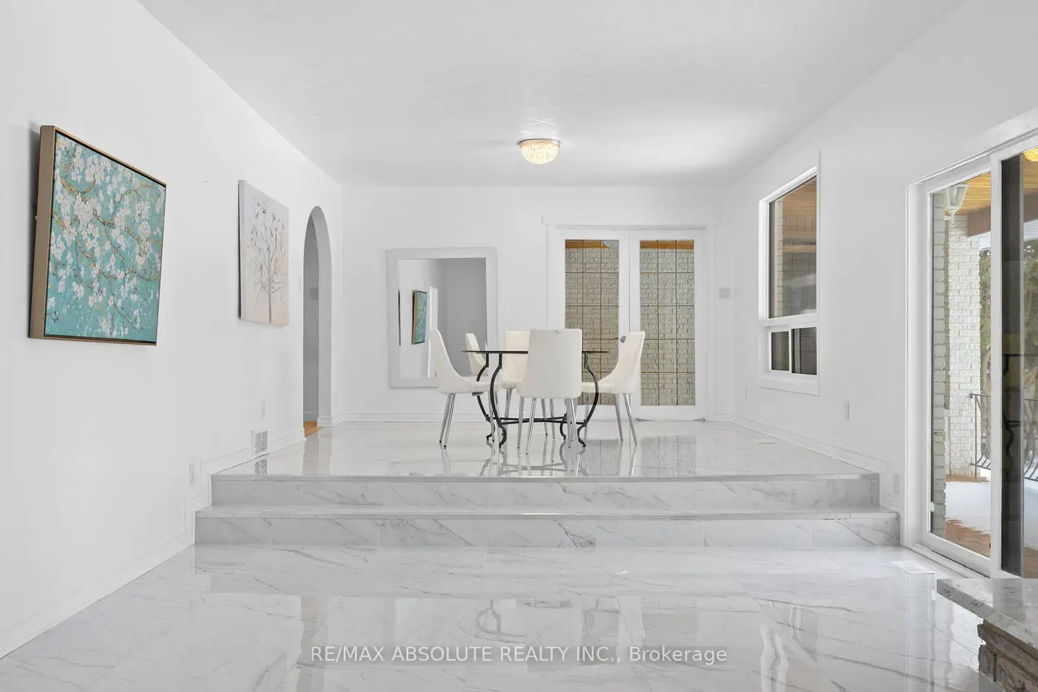 Additional image 3 of 1444 Normandy Crescent