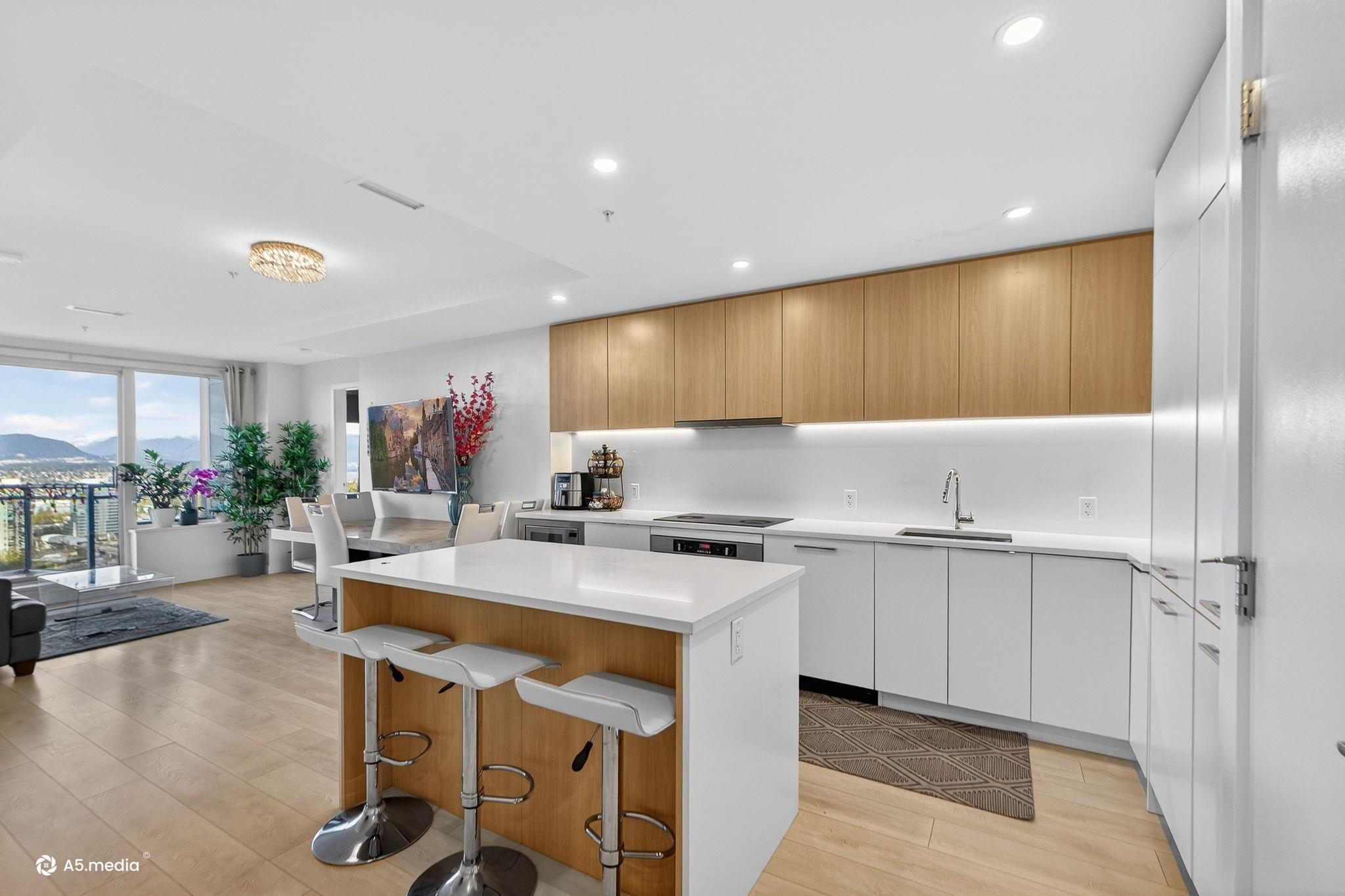 Additional image 6 of 2602-13318 104 Avenue, Surrey, BC, V3T 0R2