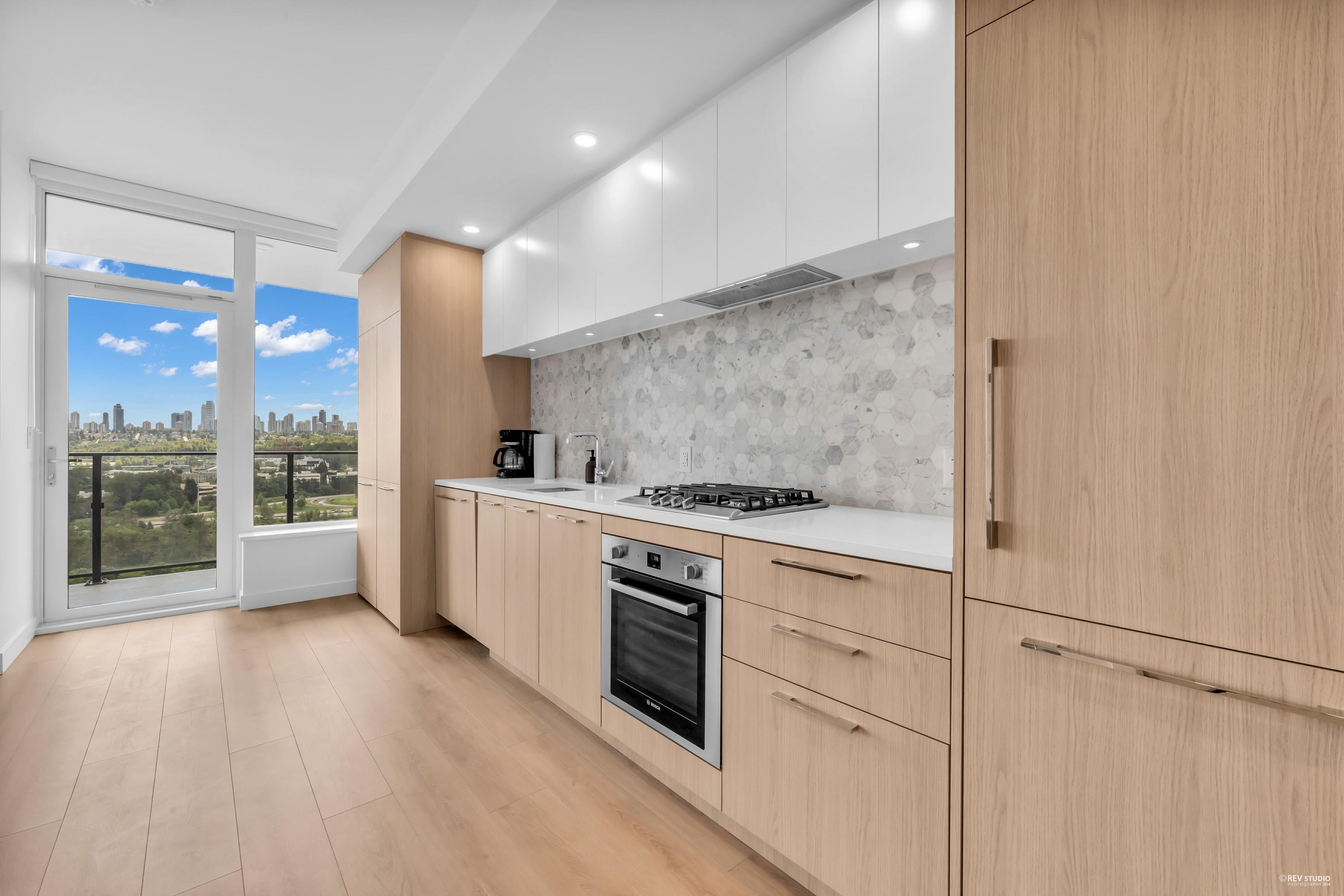 Additional image 2 of 1803-2425 Alpha Avenue, Burnaby, BC, V5C 0N6