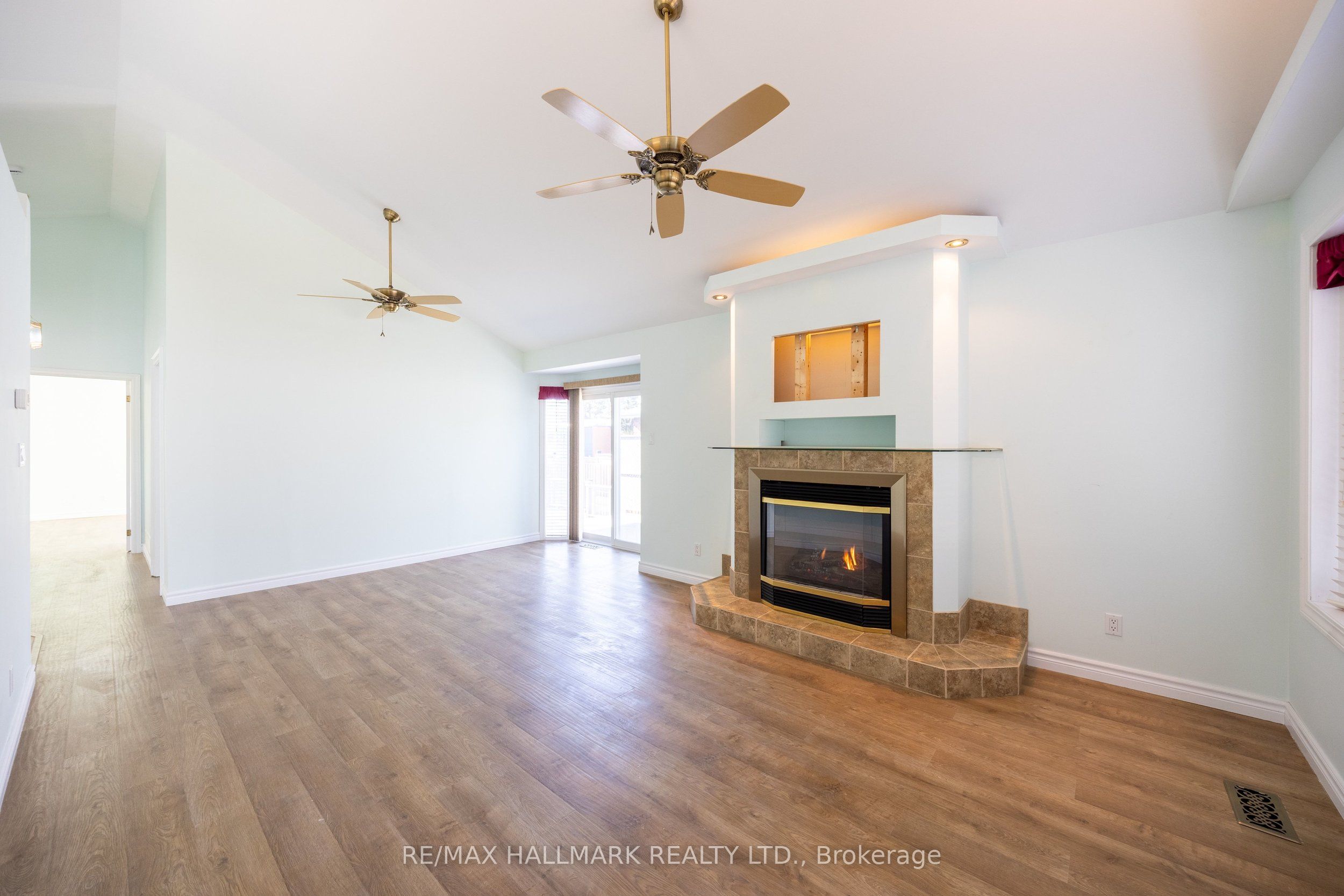 Additional image 5 of Main-69 Lawson Road, Toronto, ON, M1C 2J1