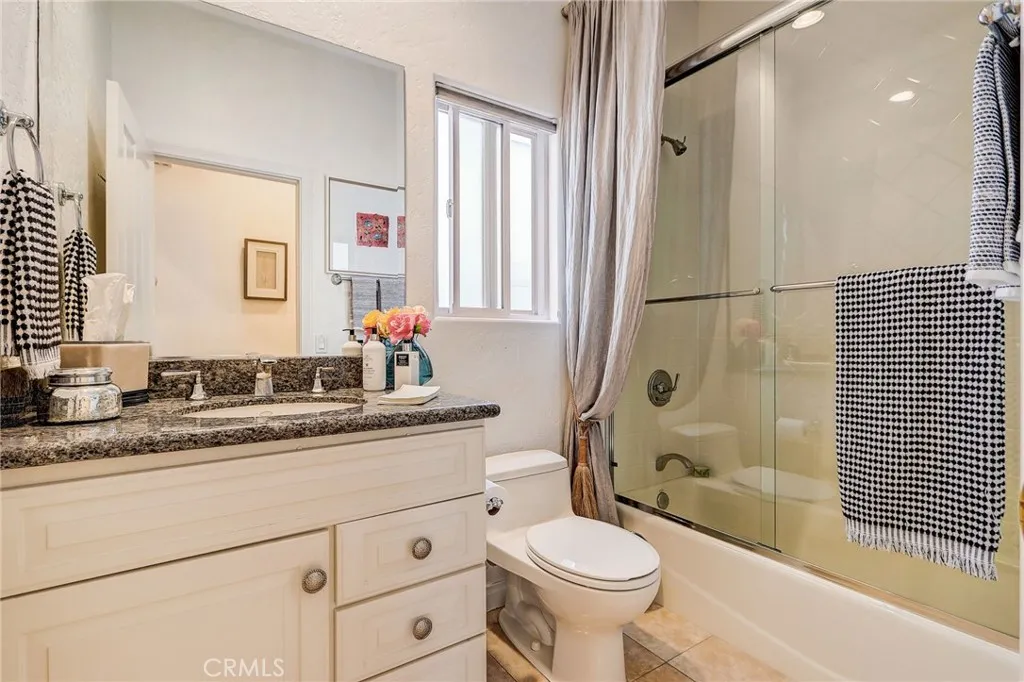 Additional image 91 of 2025 E Balboa Blvd, Newport Beach, CA 92661