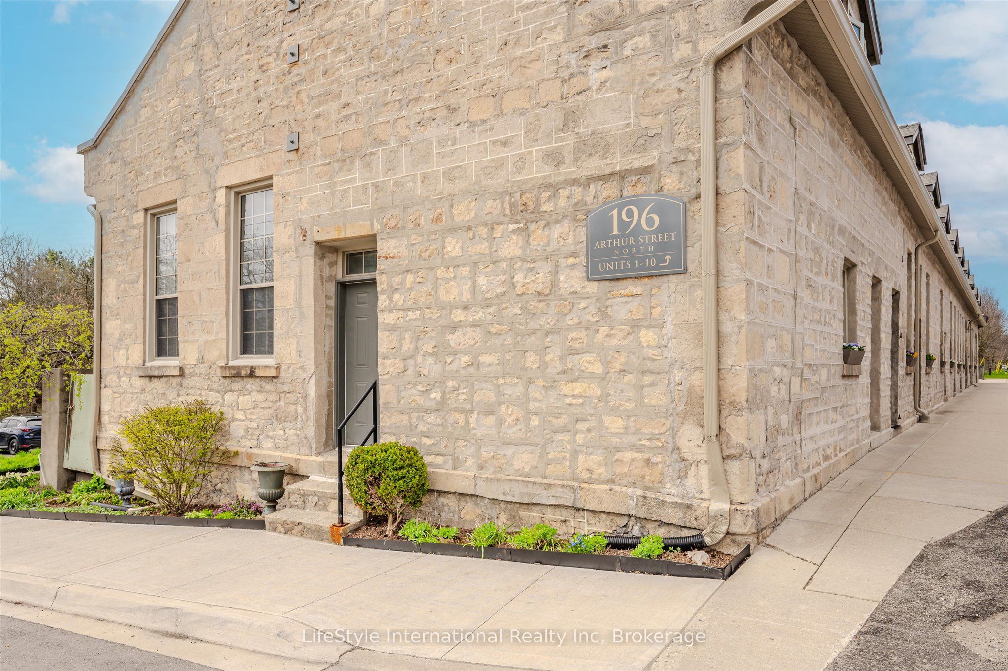 Additional image 2 of 6-196 Arthur Street N, Guelph, ON, N1E 4V8
