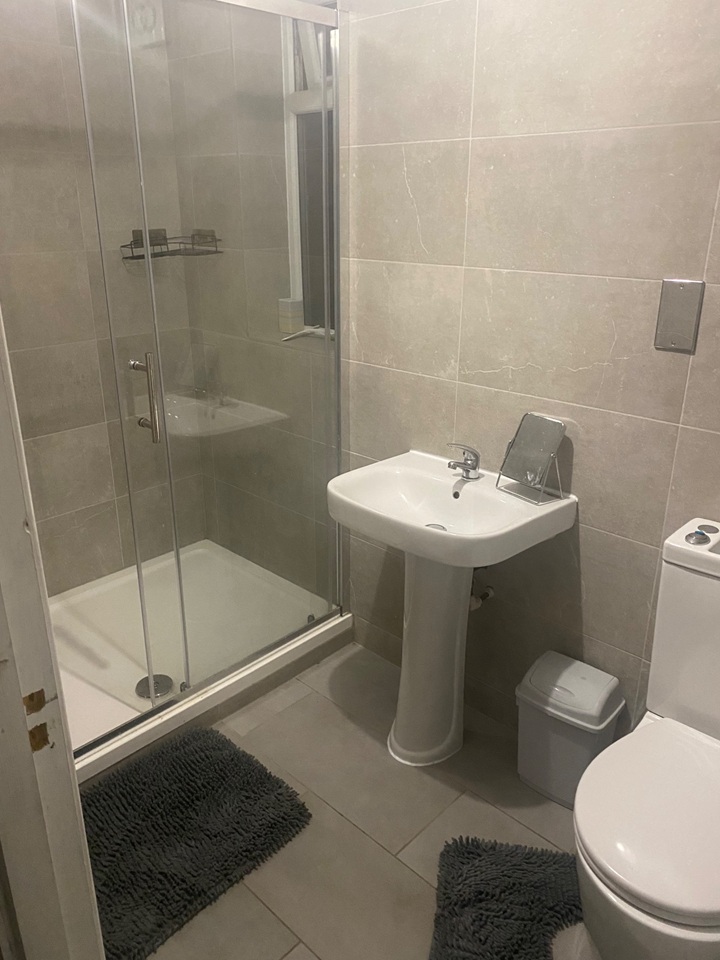 Additional image 4 of Room in a Shared House, Wilbraham Road, M14, N1 7GU